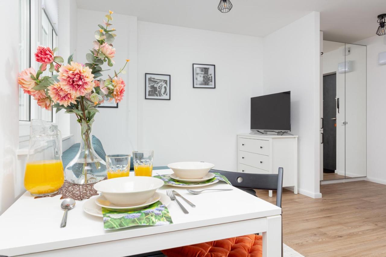 Studio Apartment Ochota Siemienskiego By Noclegi Renters วอร์ซอ ภายนอก รูปภาพ